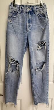 Bershka Olivia size 2 distressed light wash denim jeans raw hem cut out